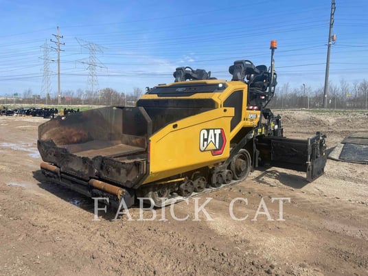 Caterpillar AP555-07, Asphalt Paver, 1443 hours, S/N: 4M600147, 2023 - Image 1
