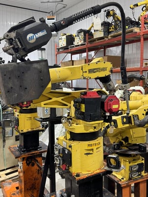 Fanuc, ArcMate 100iB, 6-Axis Arc welding robot with RJ3iB control, 6 Kg, 1373mm reach - Image 1