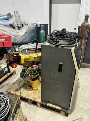 Fanuc, ArcMate 100iBe, 6-Axis Arc welding robot with RJ3iB control, 6 Kg, 1373mm reach - Image 2