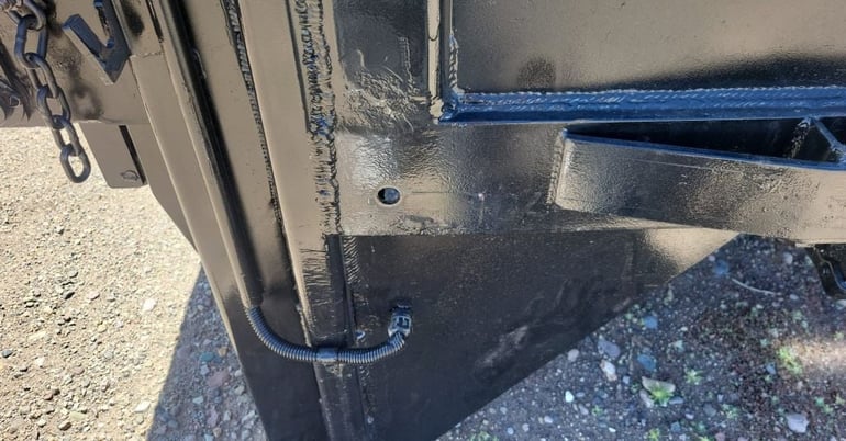 Truck bed with Tommy gate - Image 9