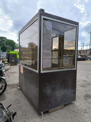 4' x 6' 4" x 7' 4" Porta-King #54-CSL, toll booth, w/ electric panel - Image 8