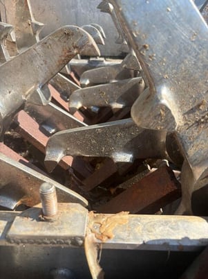 Custom Stainless steel shredder / Wadbuster, 28" x 60", twin counter rotating shafts, 15 HP, direct drive - Image 2
