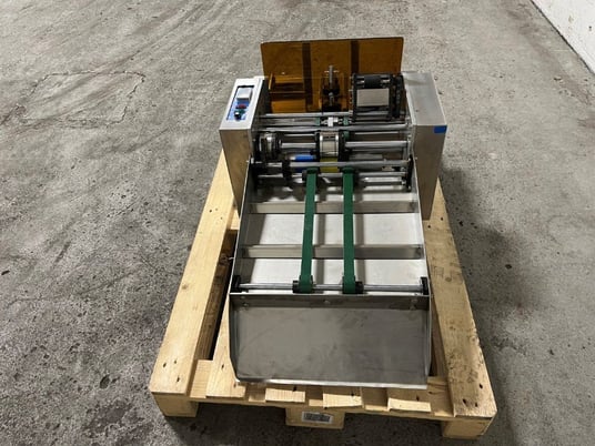 Wrap Around Jar Labeler - Image 4