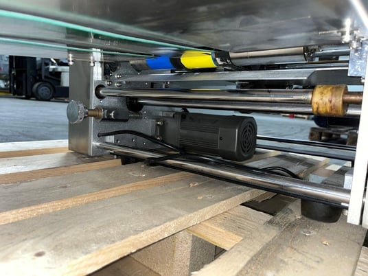 Wrap Around Jar Labeler - Image 10