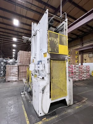 200 Ton, Aida #PC-2C-2, mechanical press, 9.8"stroke, 4.1"adj., 33 SPM - Image 3