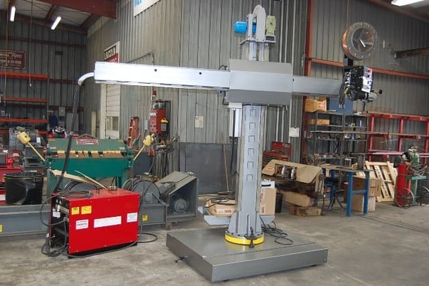 6' x 6' Lincoln, electric subarc welding manipulator, 600 amp, complete ready to weld - Image 1