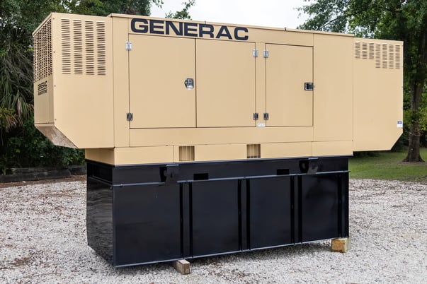 350 KW Generac #8DC4, diesel industrial generator, 120/208 Volts, 2005 - Image 1