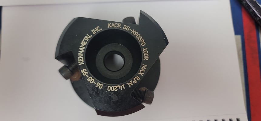 KennaMetal #KACR 3S-K90BPD 100R, 3" outside dimension, 90&deg; face mill, 1" pilot diameter, (3 available) - Image 3
