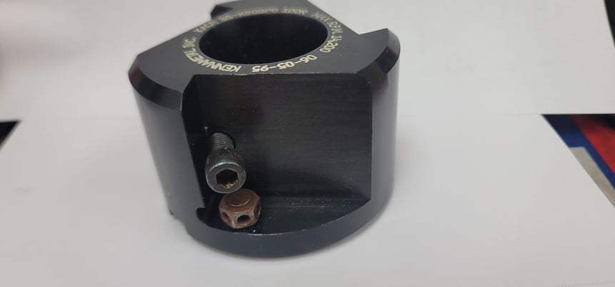 KennaMetal #KACR 3S-K90BPD 100R, 3" outside dimension, 90&deg; face mill, 1" pilot diameter, (3 available) - Image 7
