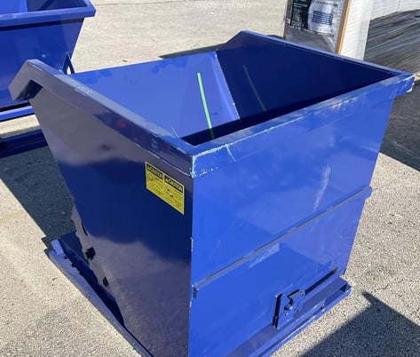 27 cu.ft. Greatbear, Self Dumping Hopper, w/ forklift pockets, 2023 - Image 4