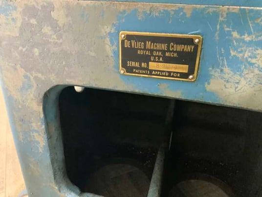 16" x 30-1/4", DeVlieg T-slot table, 1 set - Image 6