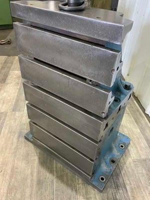 16" x 30-1/4", DeVlieg T-slot table, 1 set - Image 7