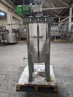 30 gallon Frigmaires, Mix Tank, Stainless Steel, 20" diameter x 30" straight side, Flat Top, Slope Bottom, 1 - Image 4