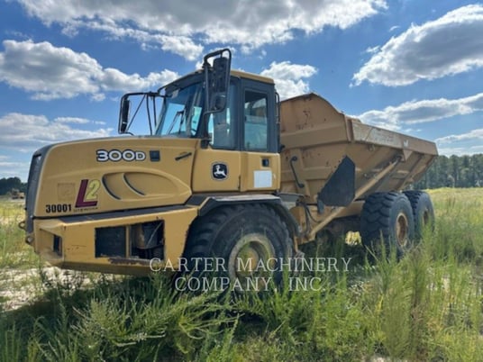 John Deere 300D, Articulated Truck, 11553 hours, S/N: DW300DT599365, 2005 - Image 2