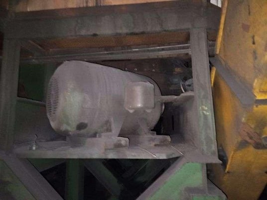 B & P #85B, muller with dust hood, motor & gearbox, batch hopper & cooling blower - Image 2