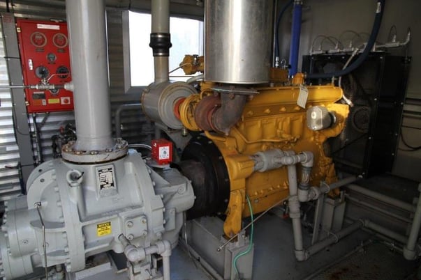 200 HP Frick #TDSH193L, screw compressor, 1-stage, Caterpillar G3306TA NG engine, 2008 - Image 4