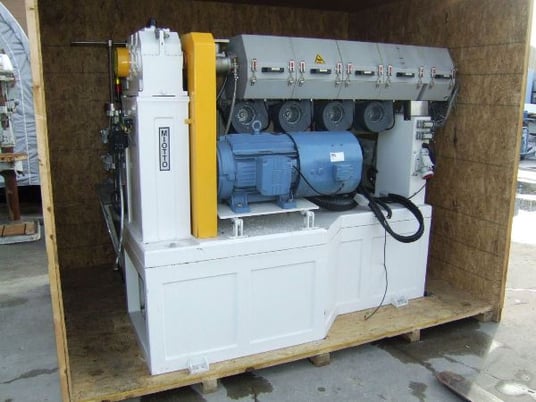 3" Miotto #EM03/60K, extruder, 60:30 L/D, Atos Control, hopper/feeder, 40 HP, 5 zone, 2004 - Image 2