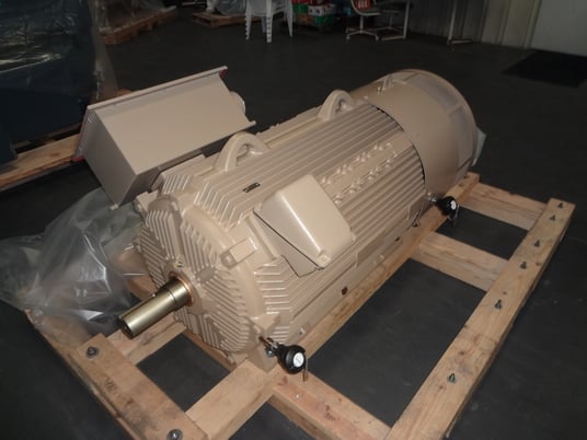 250 HP 1200 RPM General Electric, Frame 5010/5011LL, TEFC, BB, 2300/4160 Volts (2 available) - Image 2