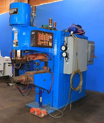 200 KVA Sciaky #PMCO-4ST-200-36-5, spot welder, 10" x 36" throat, rebuilt by Alphatron w/iii 301B controller - Image 2