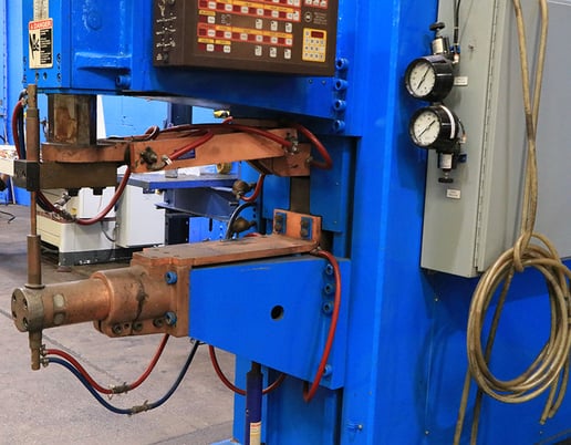 200 KVA Sciaky #PMCO-4ST-200-36-5, spot welder, 10" x 36" throat, rebuilt by Alphatron w/iii 301B controller - Image 4