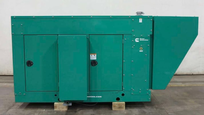 125 KW Cummins #GGHJ, Natural gas / propane generator set, 277/480 Volts, 257 hours, 176 HP @ 1800 RPM, Ford - Image 1