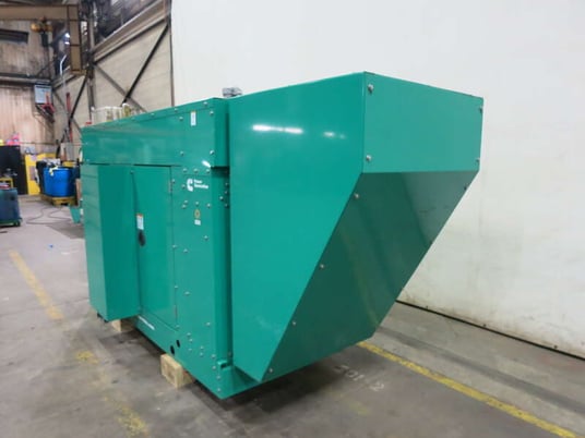 125 KW Cummins #GGHJ, Natural gas / propane generator set, 277/480 Volts, 257 hours, 176 HP @ 1800 RPM, Ford - Image 3