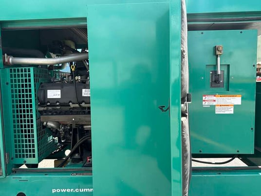 125 KW Cummins #GGHJ, Natural gas / propane generator set, 277/480 Volts, 257 hours, 176 HP @ 1800 RPM, Ford - Image 6