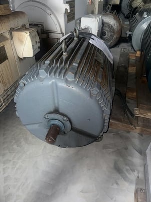 200 HP 1800 RPM Reliance, Frame 506Z, TEFC, Short Shaft, 2300 Volts - Image 1
