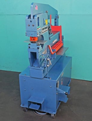 3" x 3" x 5/16" Scotchman #4014-CM, Hydraulic Ironworker, 40 Ton capacity, 1" Hole in 1/2" Plate, 3 HP, 220 V - Image 2
