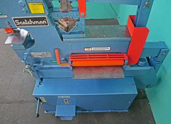3" x 3" x 5/16" Scotchman #4014-CM, Hydraulic Ironworker, 40 Ton capacity, 1" Hole in 1/2" Plate, 3 HP, 220 V - Image 8