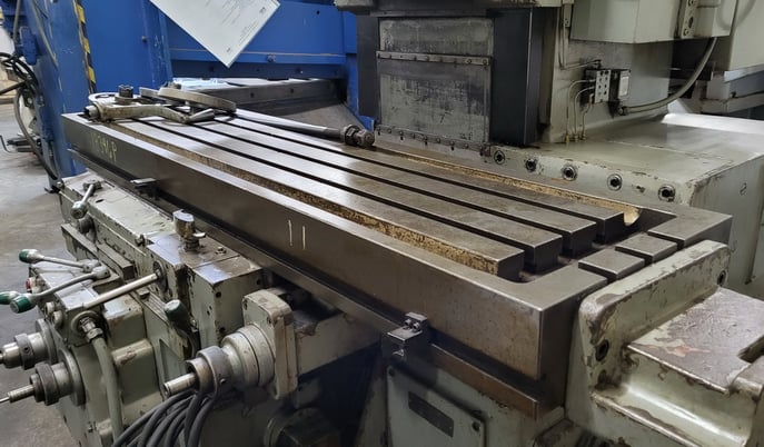 Cincinnati #330-18, Vertical Mill, 18" x 72" Table, 34" Longitudinal, 16" Cross, (24) 16-1600 RPM, 30 HP - Image 10
