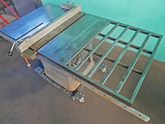 Dewalt #142, Table Saw, 10" Balde Capacity, 36" Rip Fence w/Extension, 53.75" x 27.5" Table, 120 V - Image 6