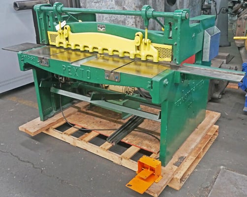 16 gauge x 4.4' Pexto #G52-A, Power Shear, 30" Back Gauge, 37" Front Gauge, 3 HP - Image 2