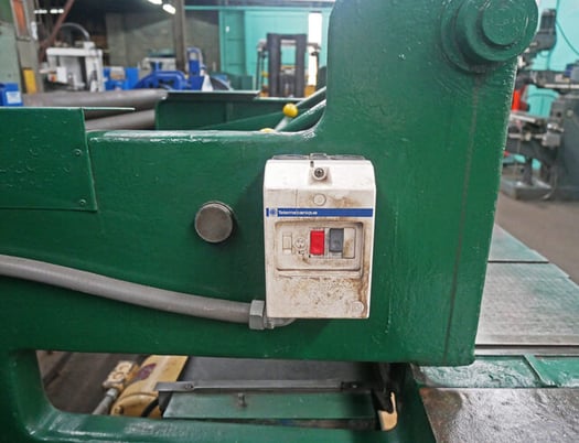 16 gauge x 4.4' Pexto #G52-A, Power Shear, 30" Back Gauge, 37" Front Gauge, 3 HP - Image 6