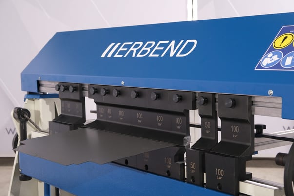 49.21" Erbend #UFA-1212, Manual Folder, 18 gauge, 8" Open Height, 19.6" Back Gauge, 8" Stroke Vertical Clamp - Image 9