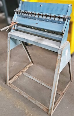 Lockformer #20-Gauge, Cleat Bender, 20 gauge capacity, 24" Forming length - Image 2