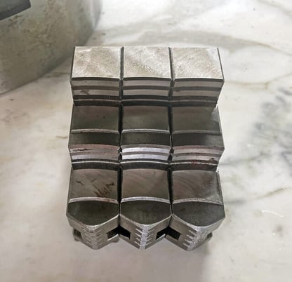 9" Seoam, Solid 3-Jaw Chuck w/Flat Back Mount - Image 3