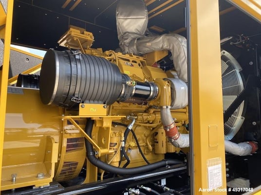 1000 kW Caterpillar, Standby Diesel Generator, 1502 HP #C32 Engine, Tier 2, UL142 Fuel Tank, EMCP 4.2B ctrl - Image 5