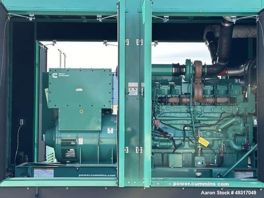 750 kW Cummins #DQCB, Diesel Generator, 1220 HP #QSK23-G7 engine, Tier 2, UL142 Fuel Tank, sound attenuated - Image 4