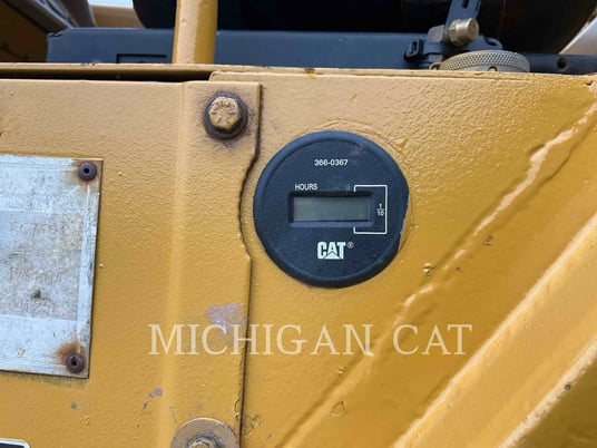 Caterpillar 621E, Wheel Tractor Scraper, 5 hours, S/N: 6AB01130, 1988 - Image 5