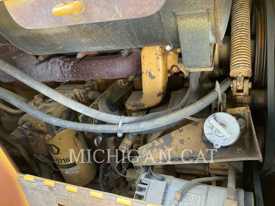 Caterpillar 621E, Wheel Tractor Scraper, 5 hours, S/N: 6AB01130, 1988 - Image 7