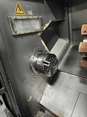 Hurco #TM-8i, slant bed CNC lathe, 20.6" swing, 23.2" centers, 2.6" bar, 14" turn diameter, 20.6" turn - Image 5