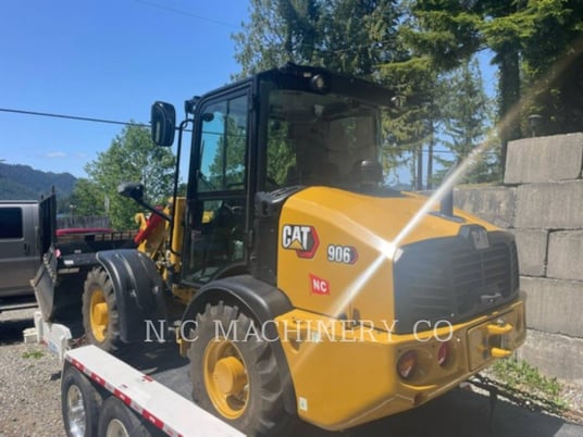 Cat 906, Wheel Loader, 40 hours, S/N: MZ600320, 2023 - Image 2