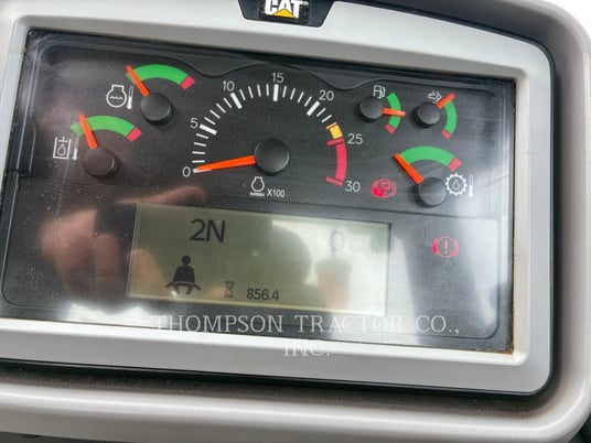 Caterpillar 815, Compactor, 857 hours, S/N: J5T00178, 2022 - Image 5