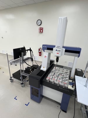 Mitutoyo #Crysta-Apex-C574, coordinate measuring machine, 19.7" X, 27.6" Y, 15.7" Z, calibration sphere - Image 2