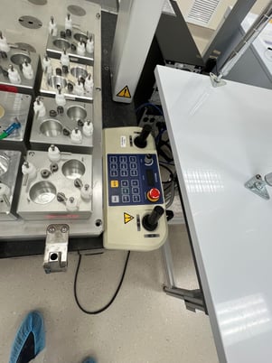 Mitutoyo #Crysta-Apex-C574, coordinate measuring machine, 19.7" X, 27.6" Y, 15.7" Z, calibration sphere - Image 7