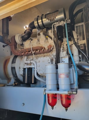 500 KW Spectrum, diesel industrial generator, 277/480 Volts, 2001 - Image 3