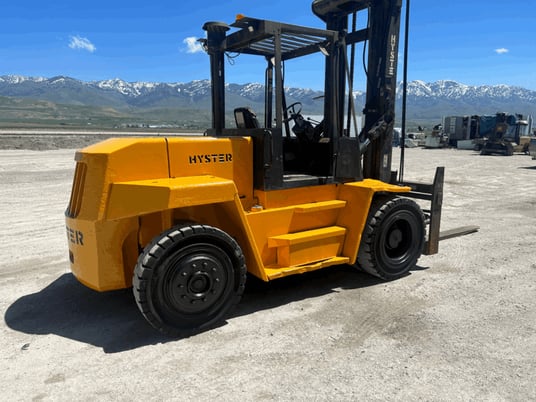 18000 lb. Hyster #H190XL, forklift, hydraulic fork positioner, lift & tilt, air brakes, 3 speed motor, 1996 - Image 3