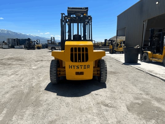 18000 lb. Hyster #H190XL, forklift, hydraulic fork positioner, lift & tilt, air brakes, 3 speed motor, 1996 - Image 5