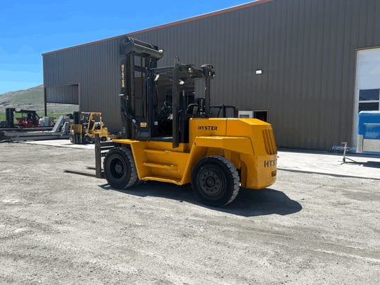 18000 lb. Hyster #H190XL, forklift, hydraulic fork positioner, lift & tilt, air brakes, 3 speed motor, 1996 - Image 6